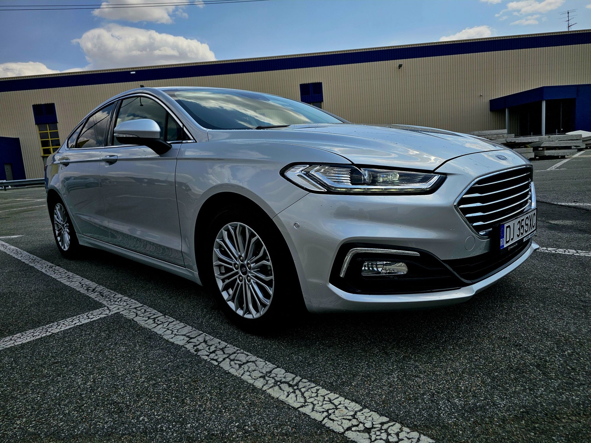 Ford Mondeo 2.0 Hybrid 2021