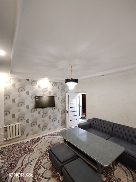 Озимни уйим Чилонзор 12-квартал орр Фарход бозор 3х5х килинган  6-этаж