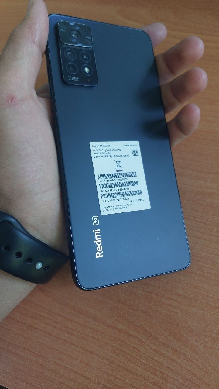 Redmi note 11pro plus 5g 8+5/256