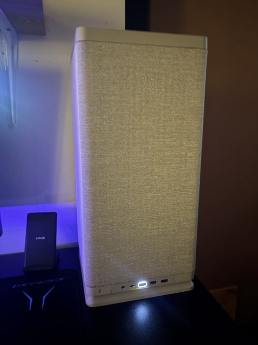 Carcasa Fractal mood design mini itx