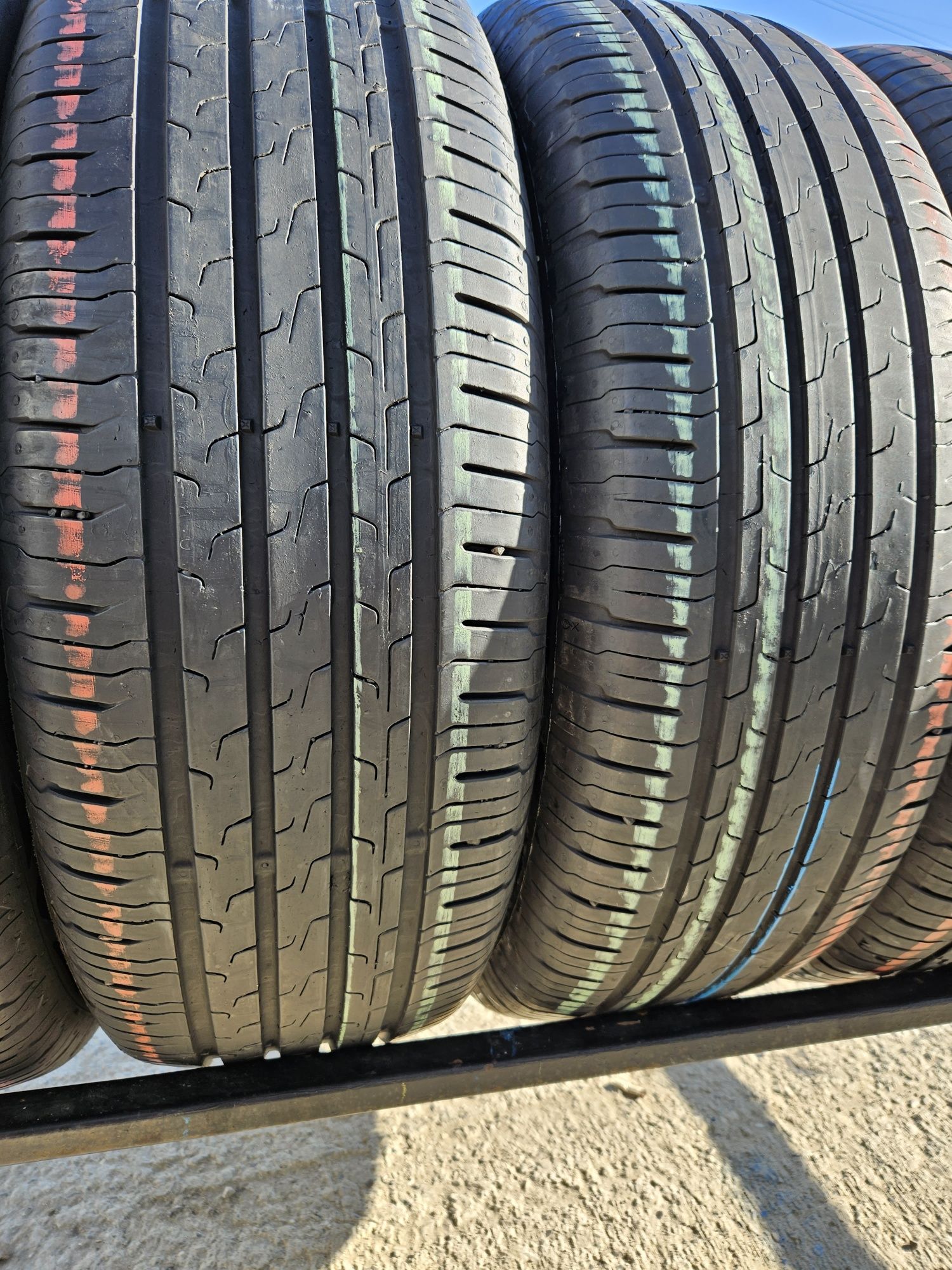 Vând anvelope vară 215/65/16 215/65r16 CONTINENTAL