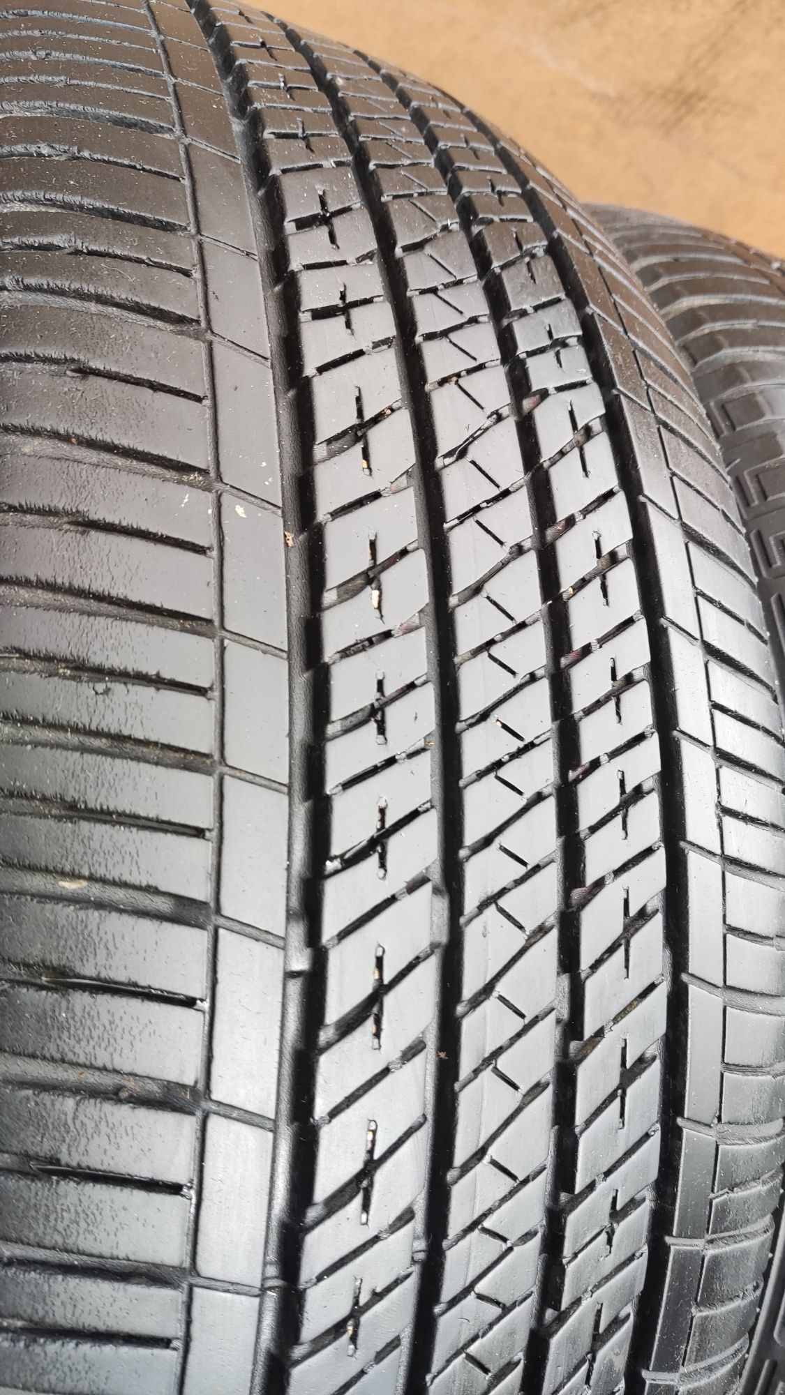 4бр всесезонни гуми 235/55/18 Bridgestone 
dot2518
6.7mm грайфер
Добро