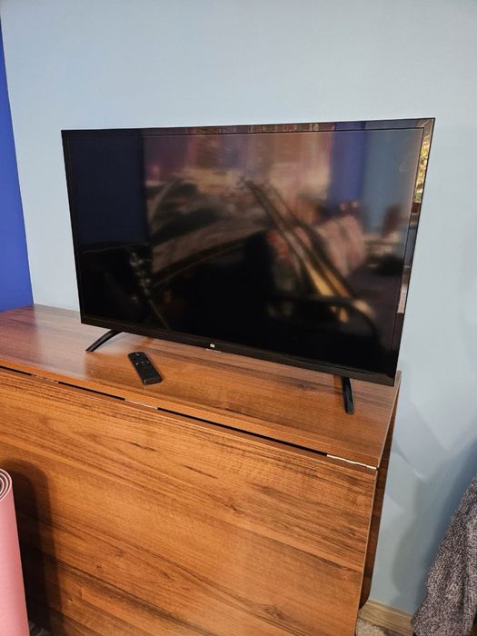 Продам телевизор Xiaomi Mi TV 4A 32