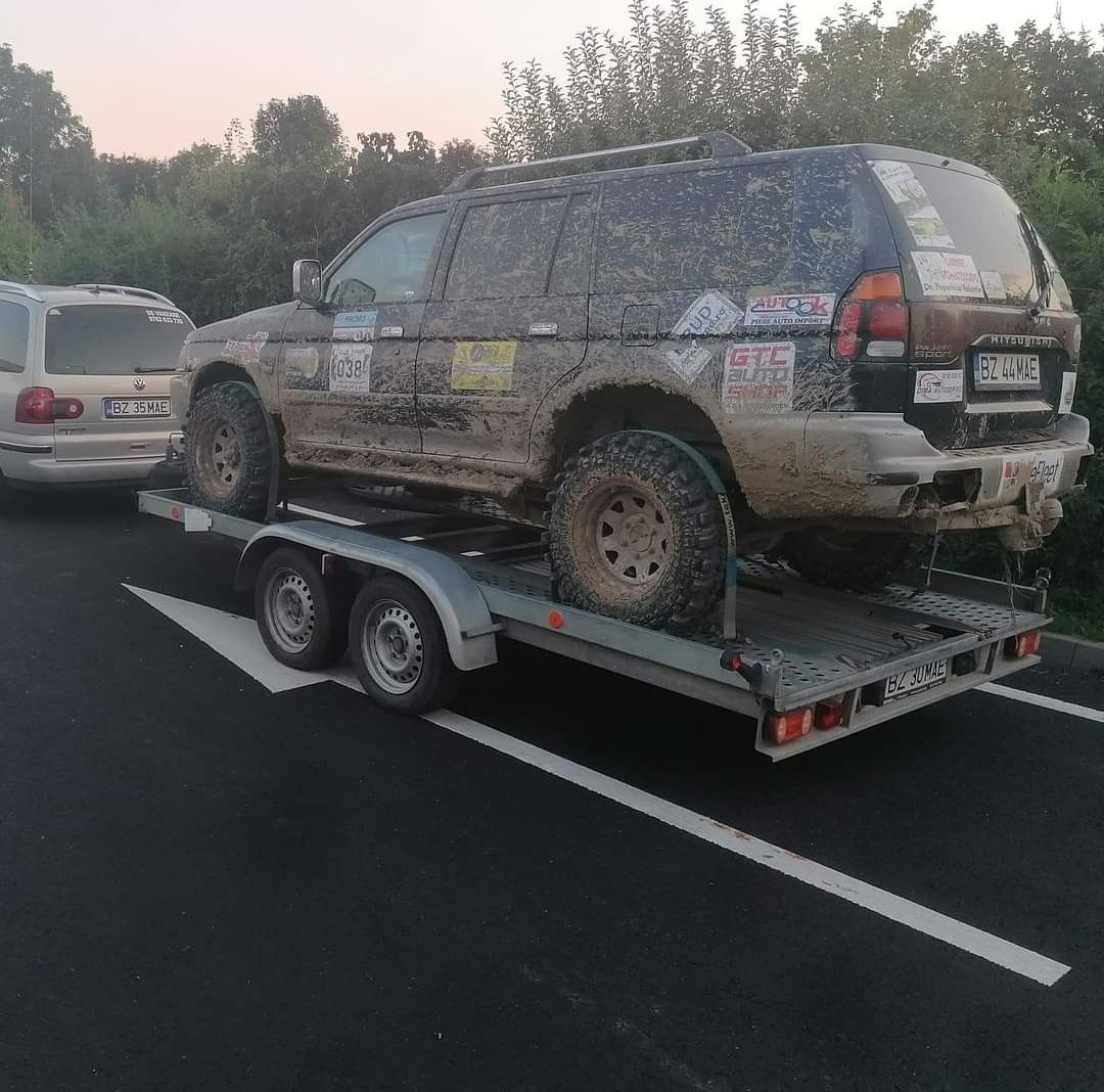 Dezmembrez Piese Dezmembrări Mitsubishi Pajero MK2 , Sport  , L200
