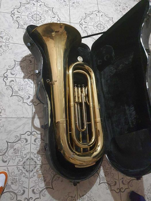 Tuba cu 4 pistoane MUSICA STEYR Austria