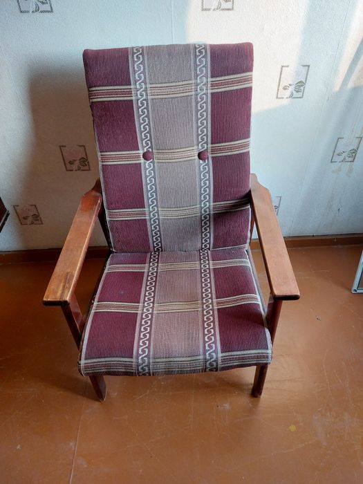 Кресло 2 шт Есть. 15 000тг