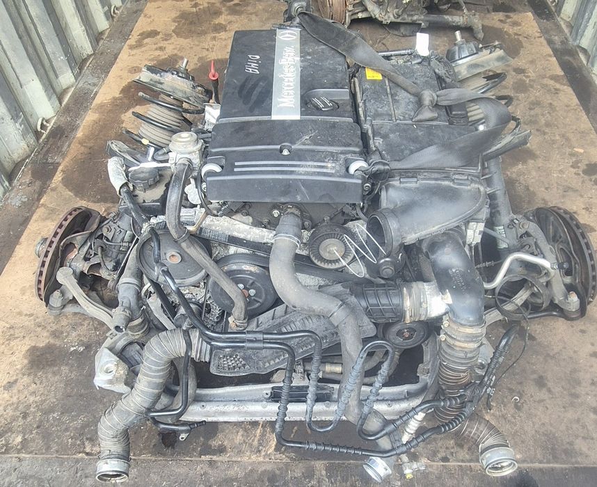 Двигатель на мерседес  w203