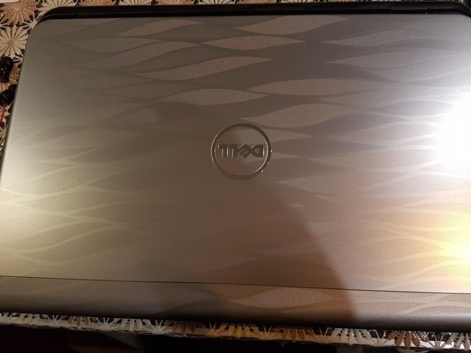 Продавам Лаптоп Dell INSPIRION N5010