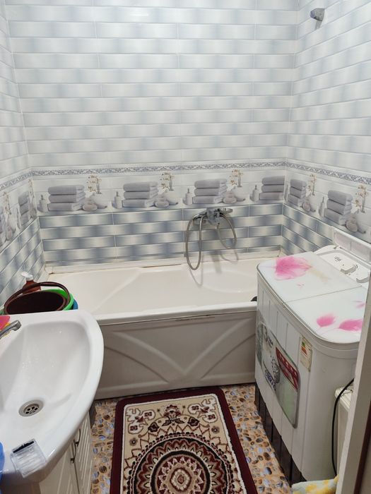 2022-y qurilgan 3 xona 4-qavat 5-qavatli kvartira sotiladi