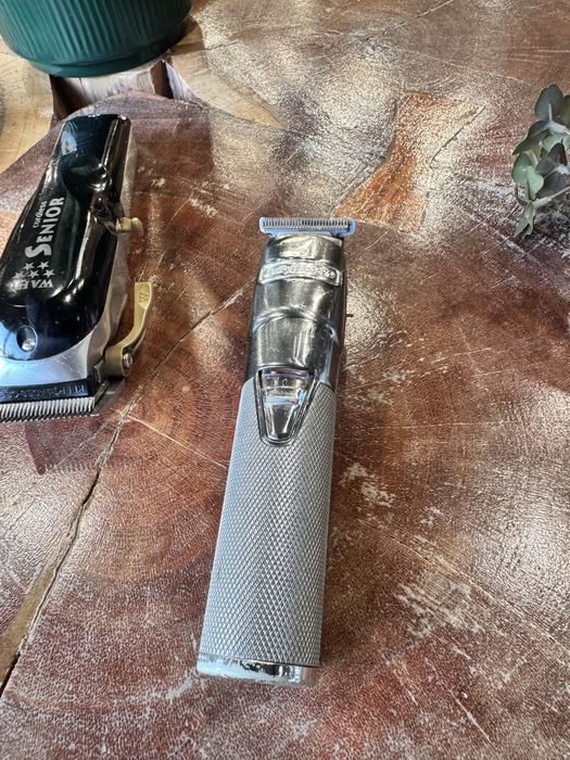 Masina de contur Babyliss