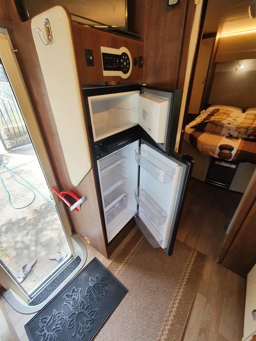 Îchiriere autorulota/camper rulota de închiriere