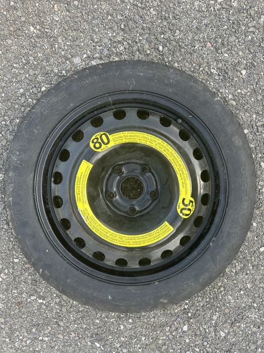 Vand 4 anvelope de vara 245/45/18 si roata de rezerva