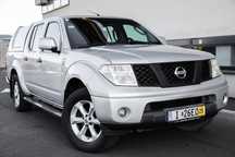 Nissan    Navara
