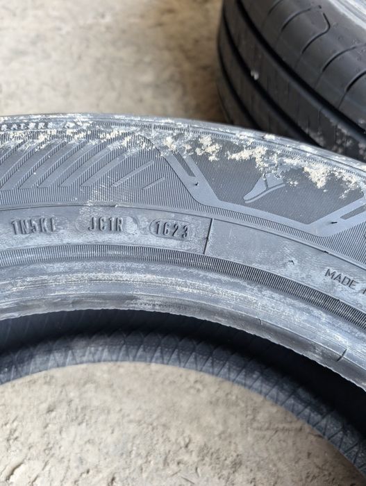 Set Anvelope Dacia Duster 3 III Vara Goodyear 215/60 R18 EfficientGrip