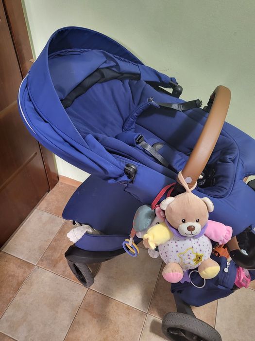 Спешно. Stokke royal blue