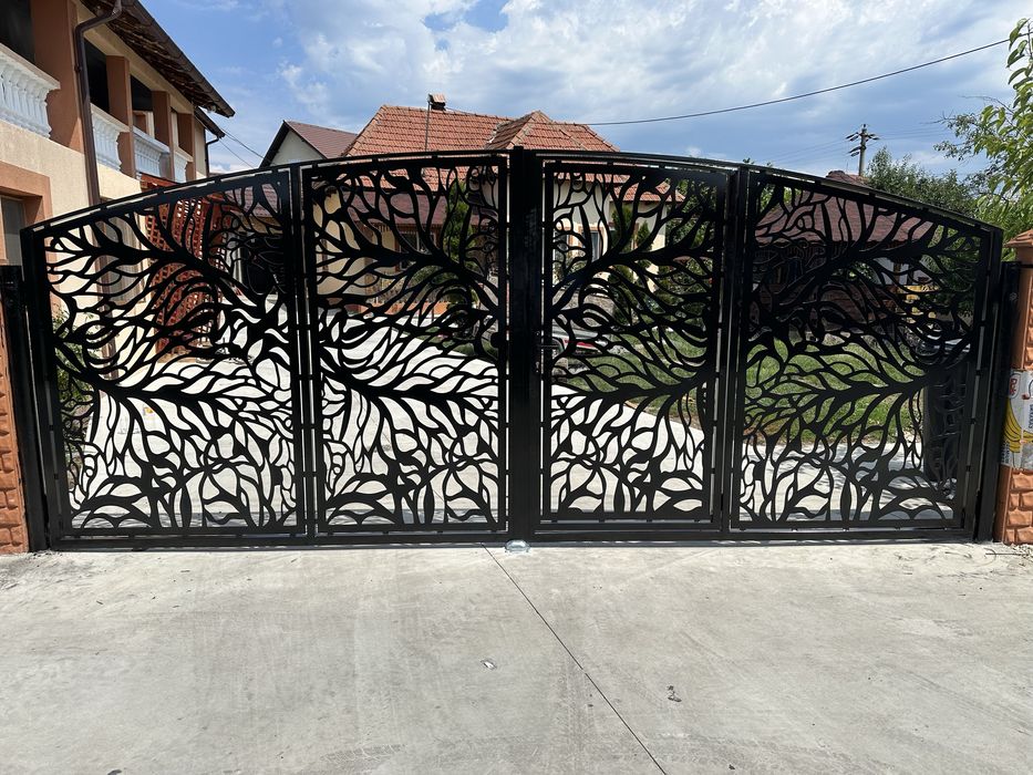 Porti gard tabla decupta