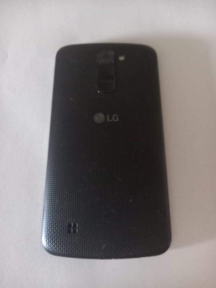 Телефон LG K10