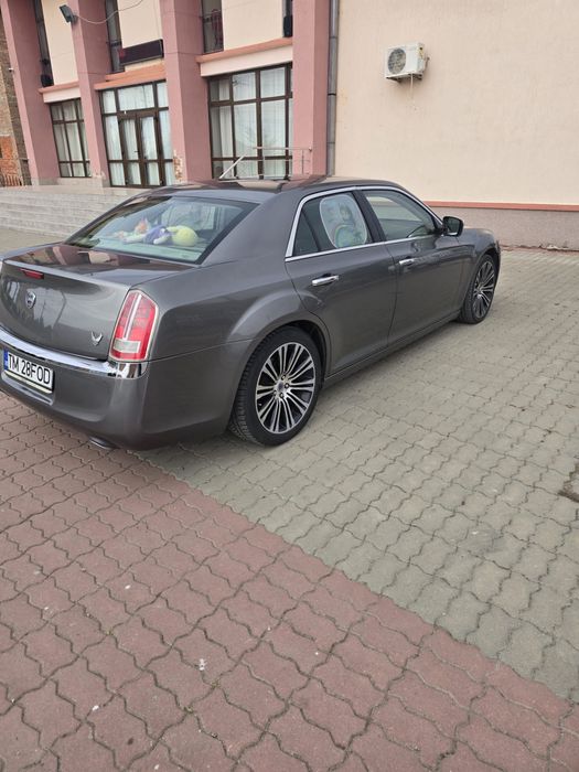 Vând Lancia Thema