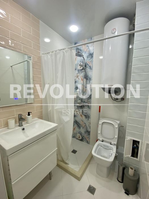 Дава се под наем Двустаен апартамент в Варна, Бриз - 52 кв.м за 700 € - Снимка #7