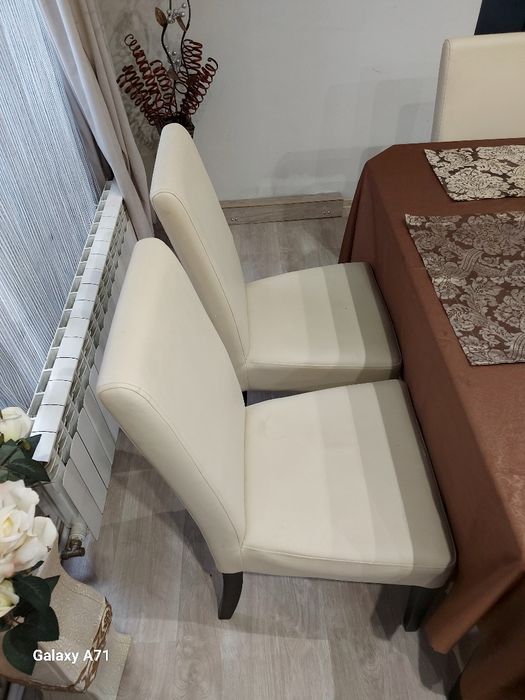 Кухненски столове