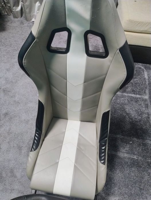 Volan Logitech G29 + Scaun gaming