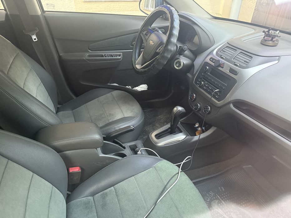 Продаю свою машину