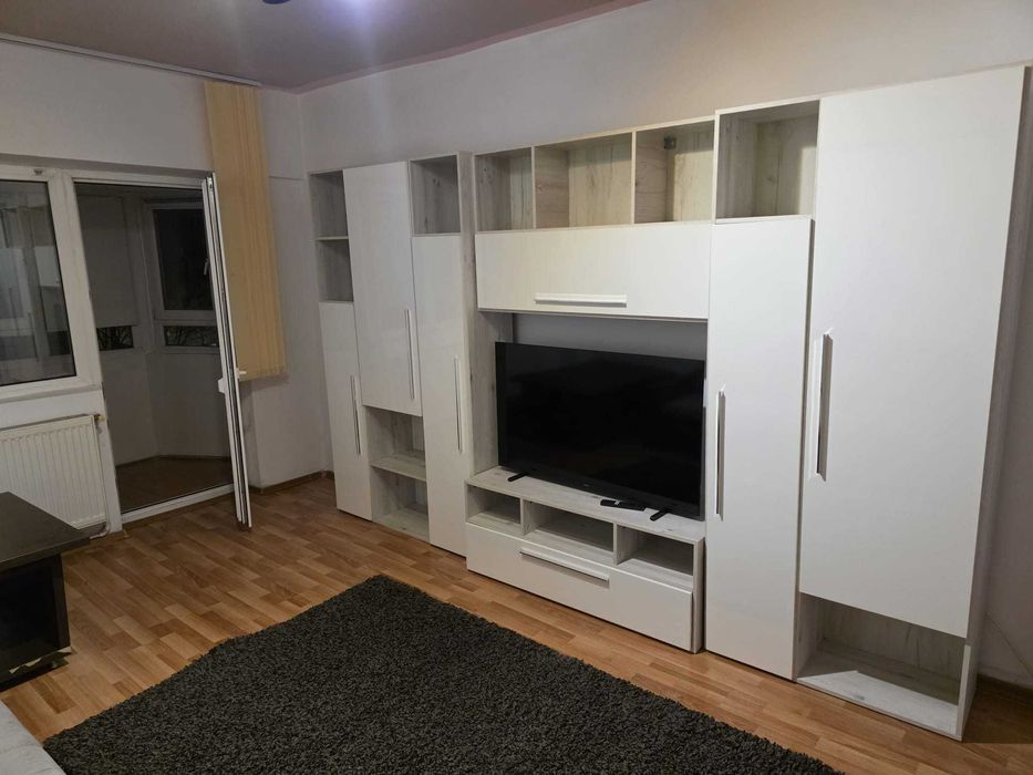 Inchiriez apartament in Centru cu 2 camere complet mobilat