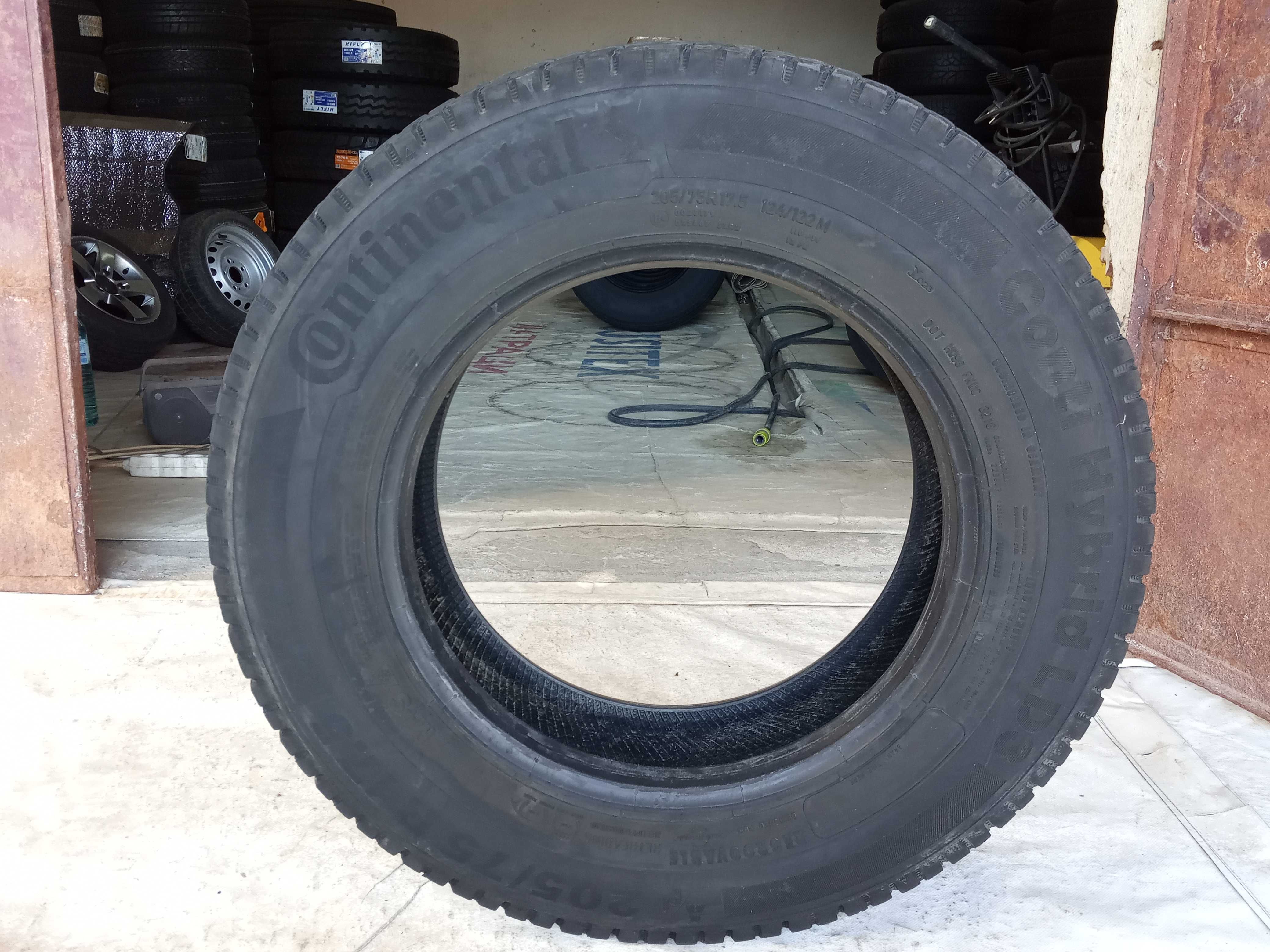 1 тежкотоварна гума 205/75R17.5 Continental Hybrid LD3 124/122M M+S