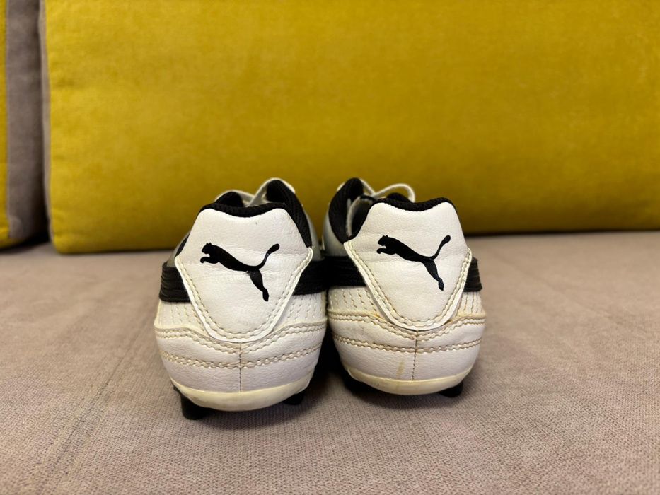 Ghete Fotbal Puma marime 40