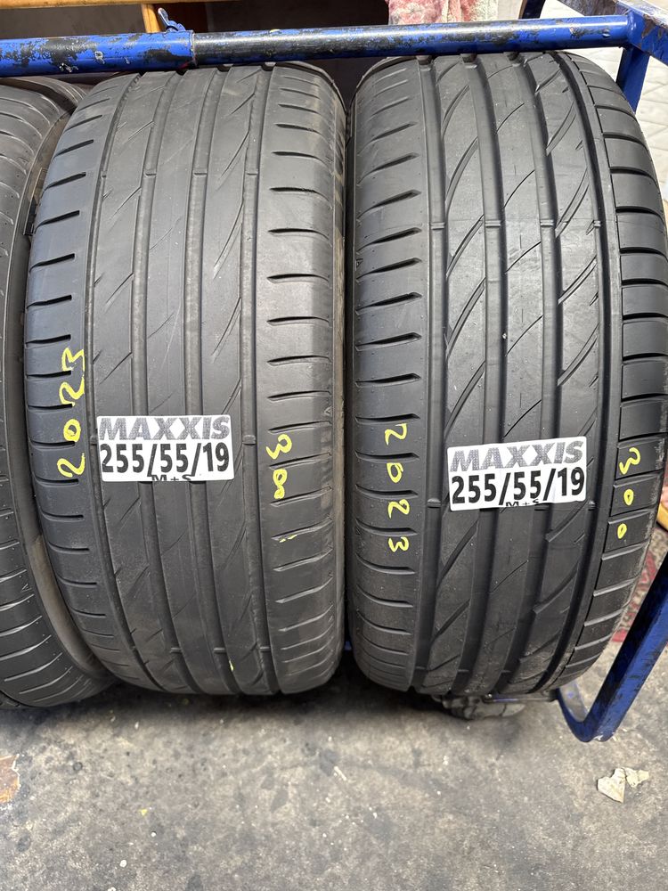 255/55/19 Maxxis 2023