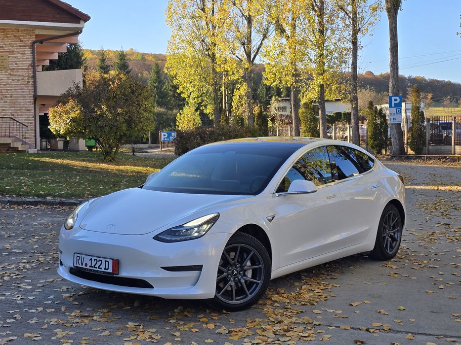 Tesla 3 Dual Motor 498CP Long Range Import Germania