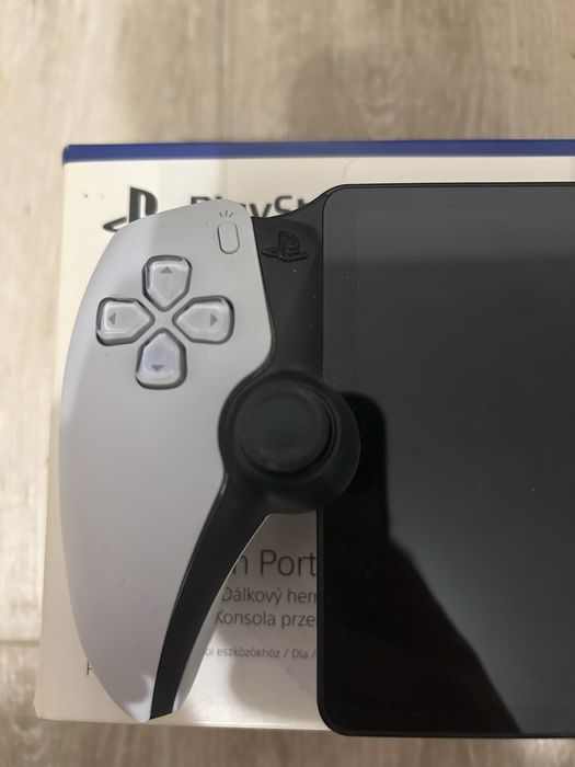 PlayStation Portal PS5 – Ca Nou, Folosit 2 Ori, Cutie Originală