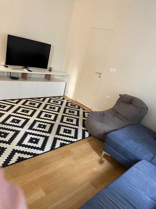 Дава се под наем Едностаен апартамент в София, Оборище - 75 кв.м за 700 € - Снимка #1