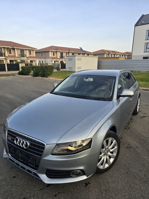 Audi A4 B8 2.0TDI/S-Line/Navi/Bi-xenon/Piele/Manual/Euro5