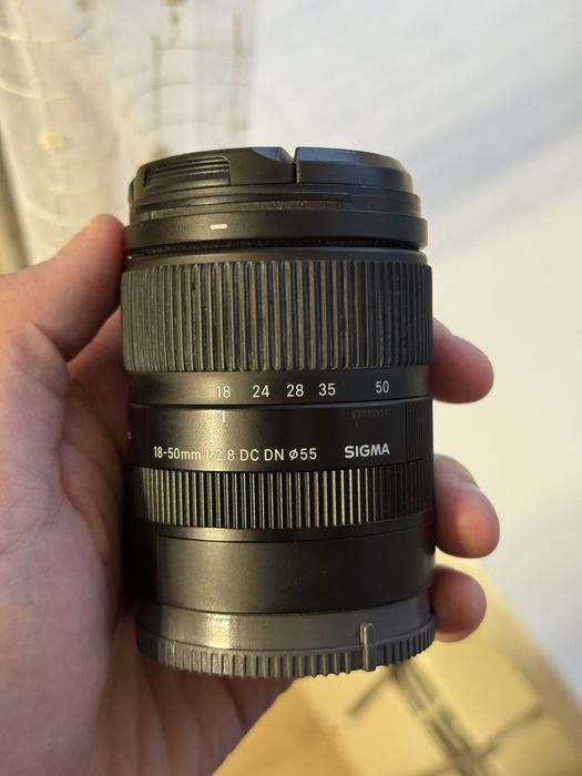 Продается Sigma 18-50 f/2.8 DG DN
