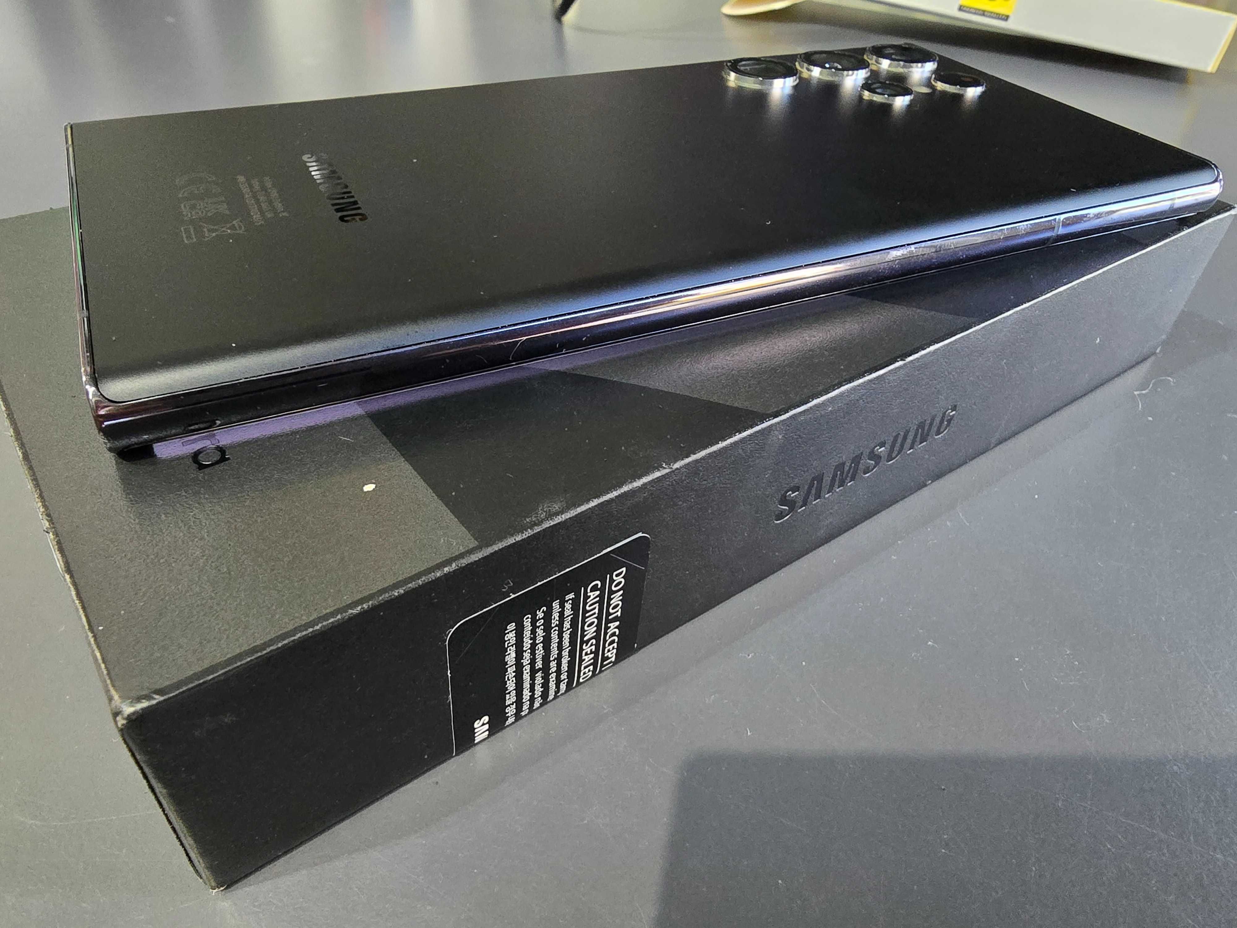 Samsung S22 Ultra 8/128 като нов!Топ цена!!!