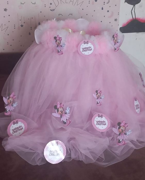 Aranjamente cristelniță personalizate