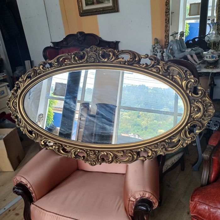 Голямо  огледало