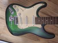 Chitară electrică custom (pentru stângaci)