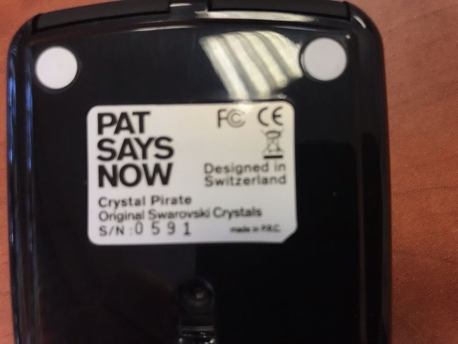 Продавам дизайнерска мишка за компютър Pat Says Now