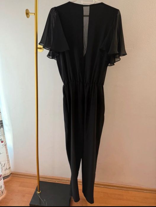 Salopetă neagră cu mânecă scurtă