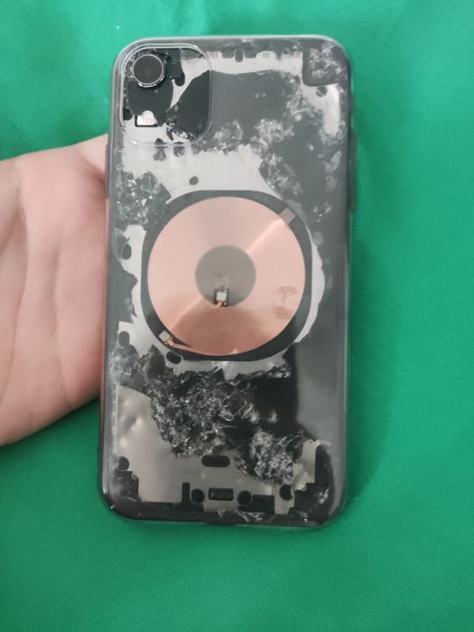 Vand/ schimb iphone xr