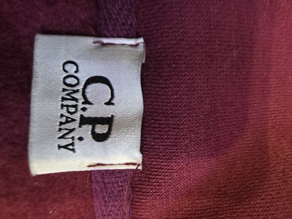 Hanorac cu ochelari tip CP Company – mărime M