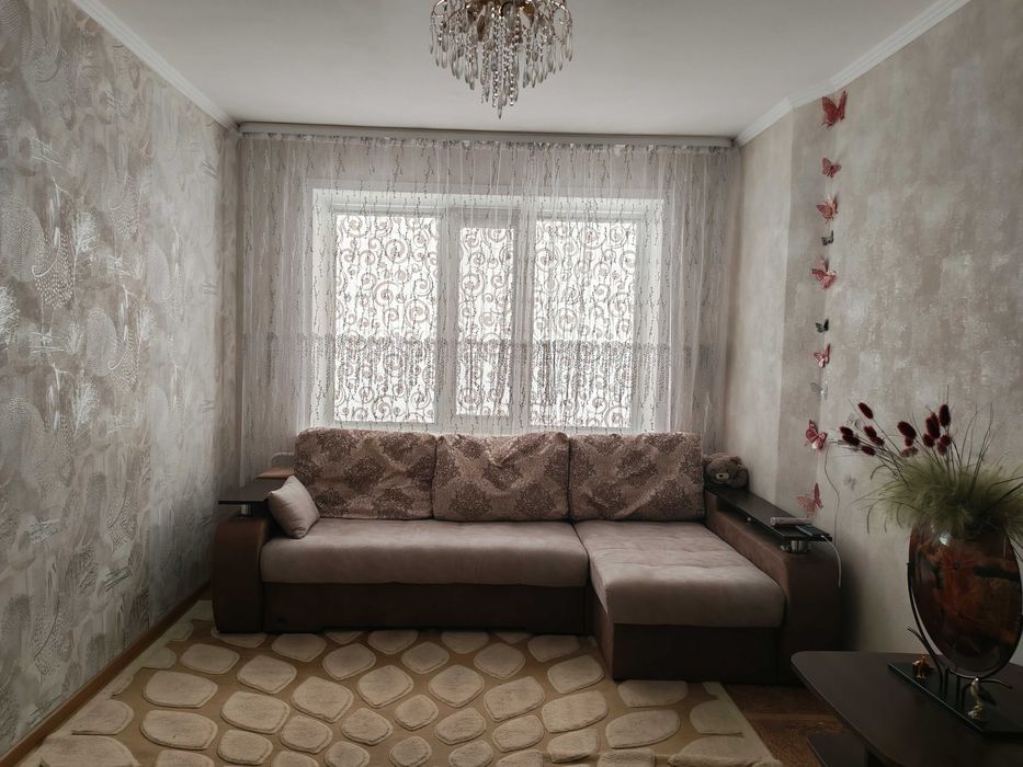 3-х комнатная по ул. Карбышева , 8 мкр 6/6 тех. этаж