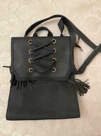 Женский рюкзак черный