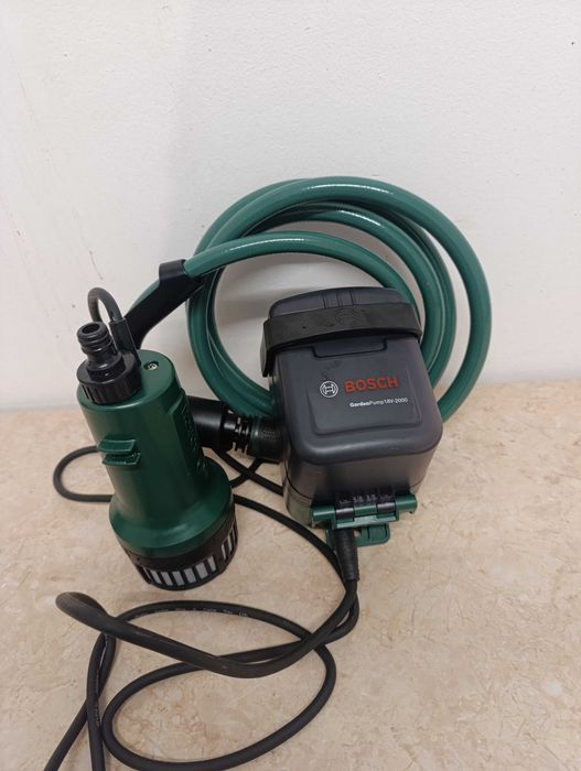 Акумулаторна помпа за вода Bosch GardenPump