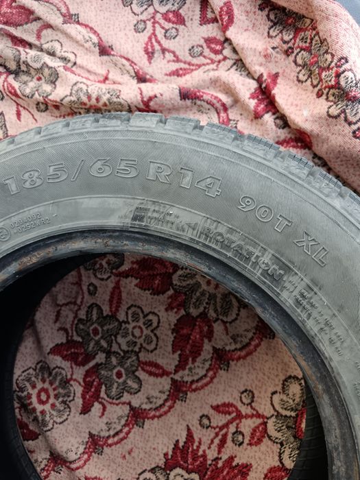 Зимния резина 185 65 r14 Nokian 4шт