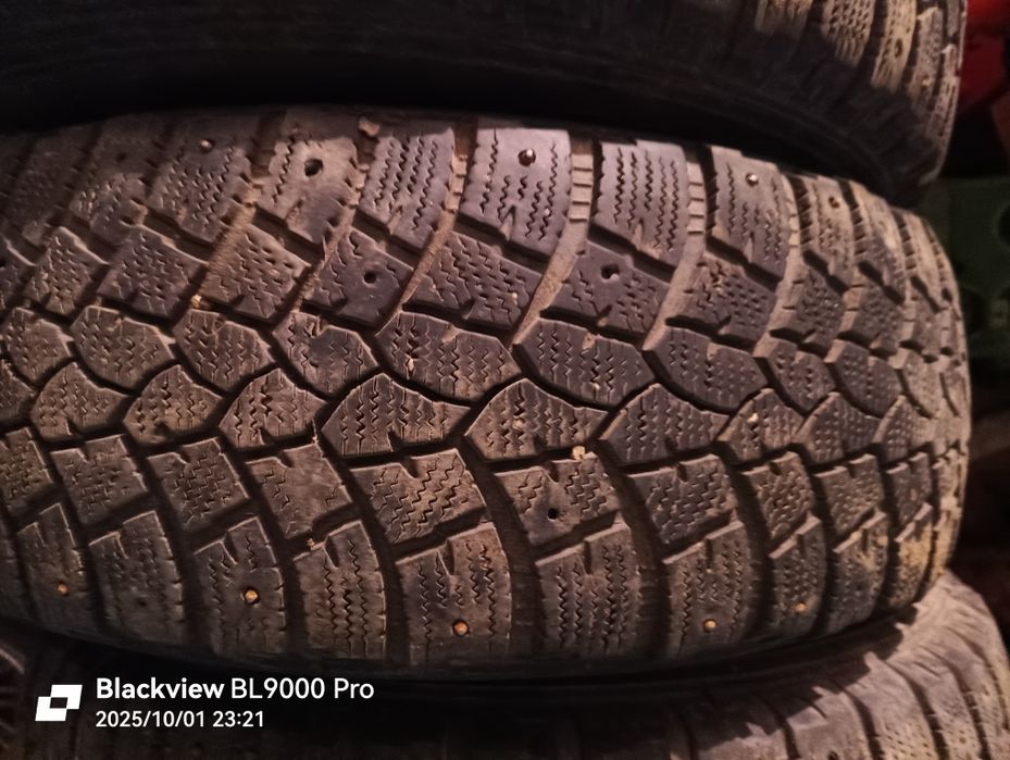 Зимняя резина 225/70/R16