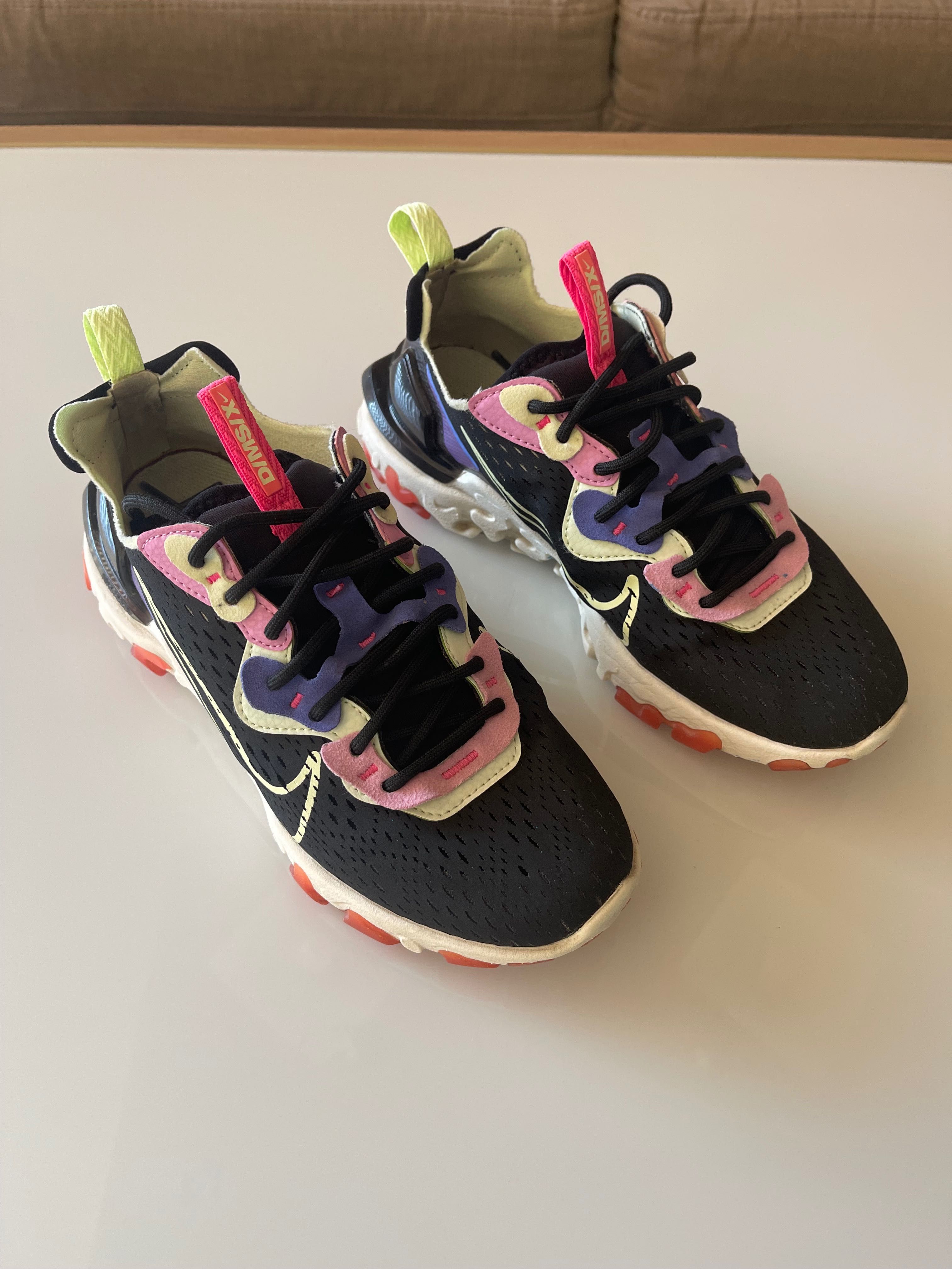 Маратонки NIKE dimsix