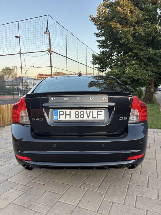 Volvo S40 2.0 D3 - 2011 R Design